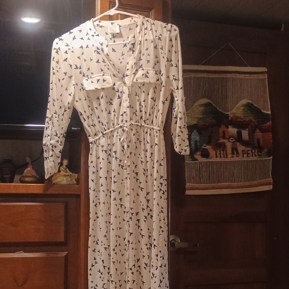 White Bird-Print Long Sleeve Maxi Dress